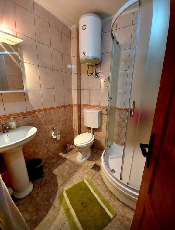 Majero Apartments ウトイェハ エクステリア 写真