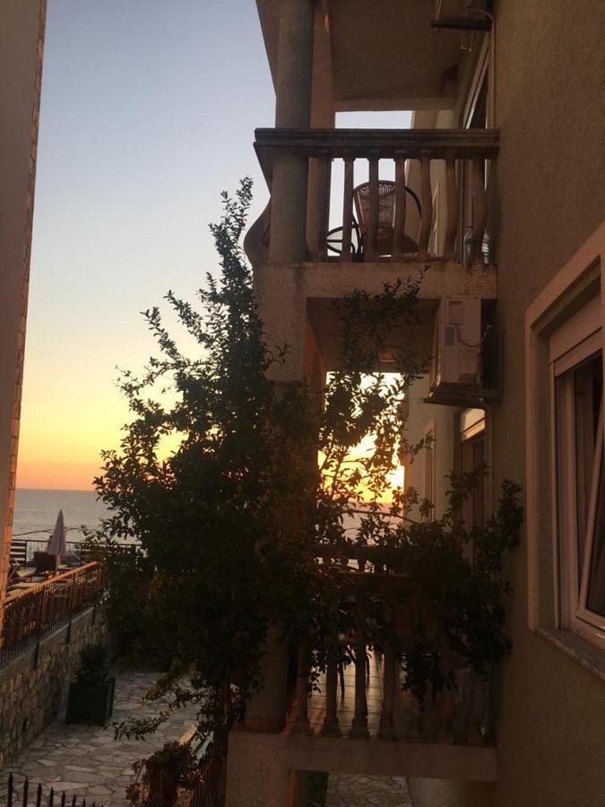 Majero Apartments ウトイェハ エクステリア 写真